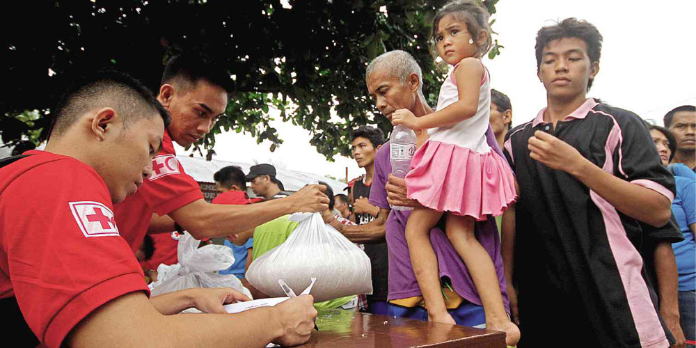 Red-Cross-relief-bohol